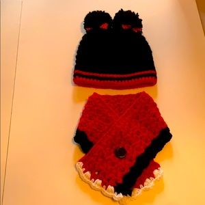 Mickey Mouse knitted toddler hat & scarf